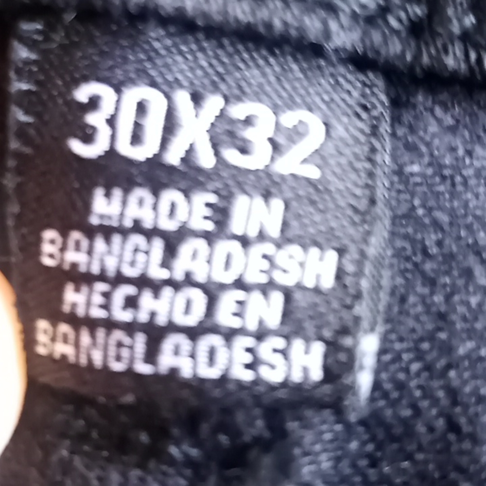 Kenneth Cole Jeans - Picture 5 of 9